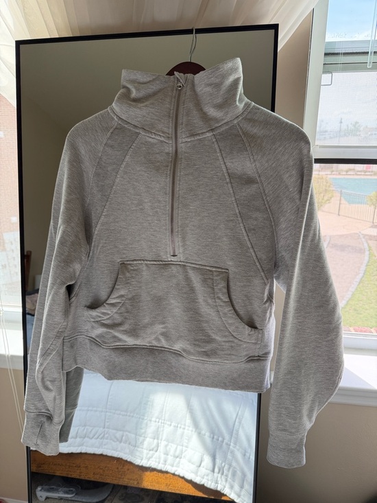 Danskin Tops - Danskin Cropped Zip Up